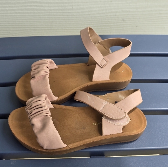 Lucky Brand Chic Pink Girls Sandals Size 11 Summer Cute - Picture 1 of 11